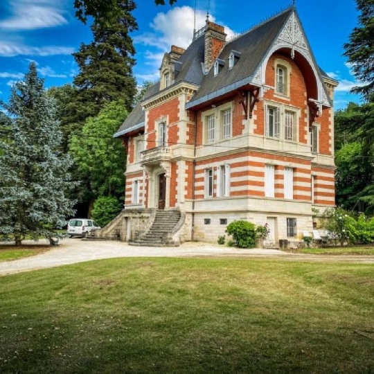 Annonces PERIGORD : House | MARSAC-SUR-L'ISLE (24430) | 400.00m2 | 988 000 € 